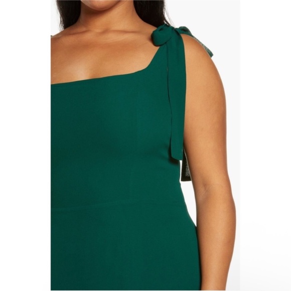 Reformation Green Twilight Dress with Slit - Picture 5 of 8